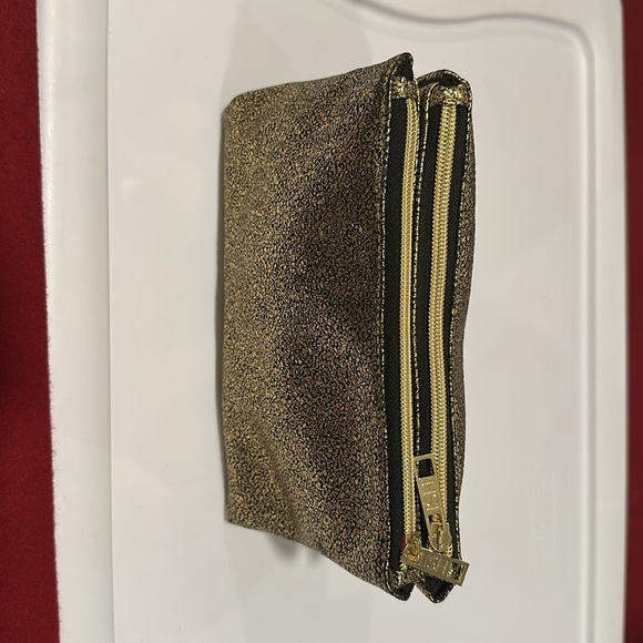 ISH Black and Gold Makeup Bag NWOT - Picture 2 of 4
